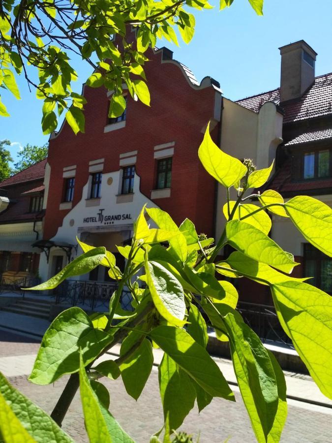 Grand Sal Hotel Wieliczka Exterior photo